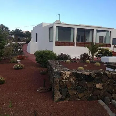 別荘 Sleeps 2 Pool Wifi T691364