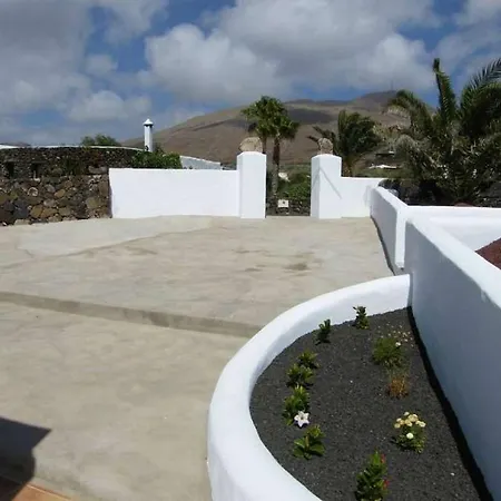 別荘 Sleeps 2 Pool Wifi T691364