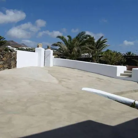 Sleeps 2 Pool Wifi T691364 別荘 *