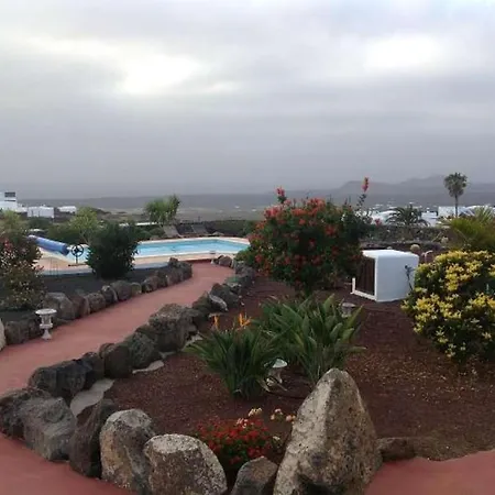別荘 Sleeps 2 Pool Wifi T691364